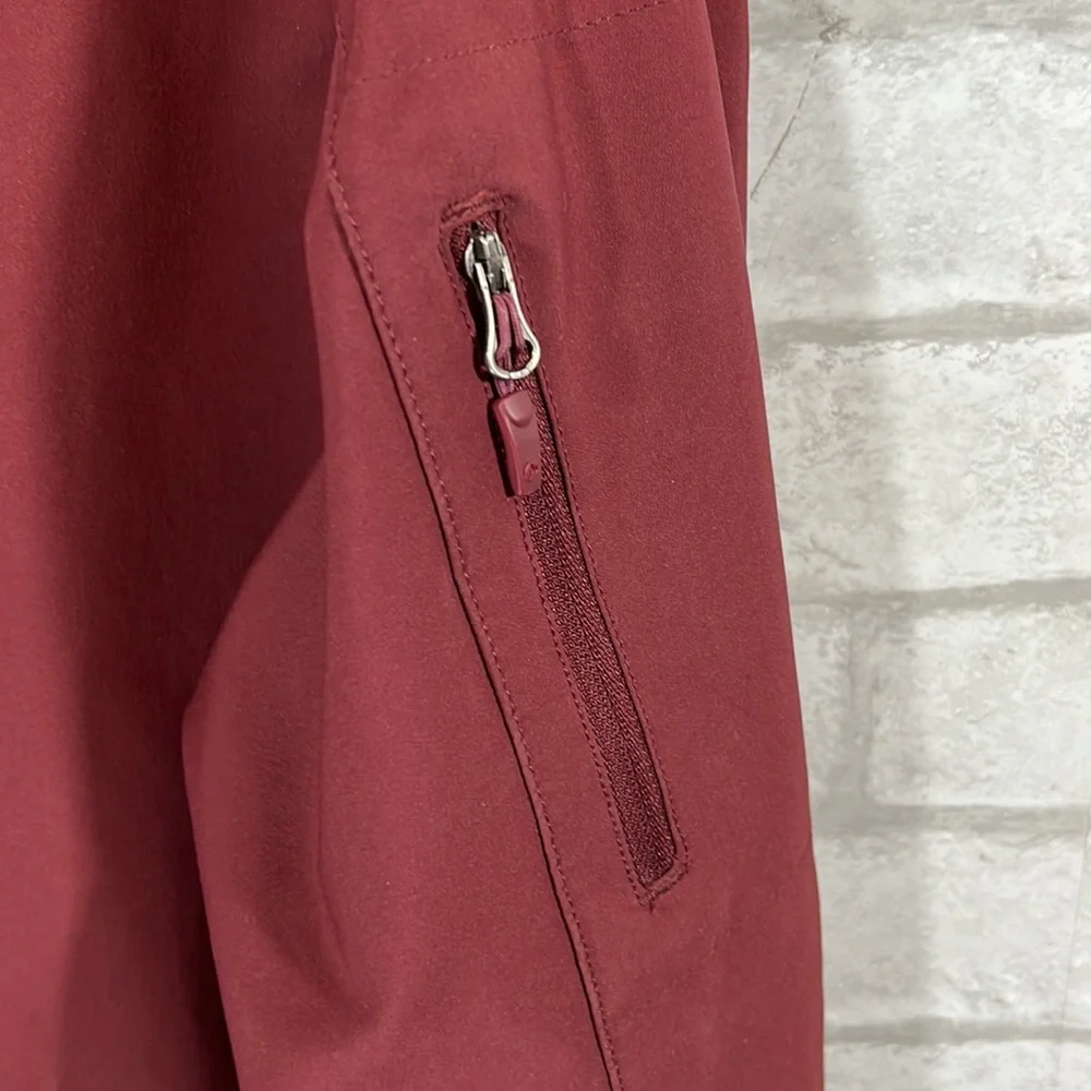 Marmot burgundy jacket size Medium